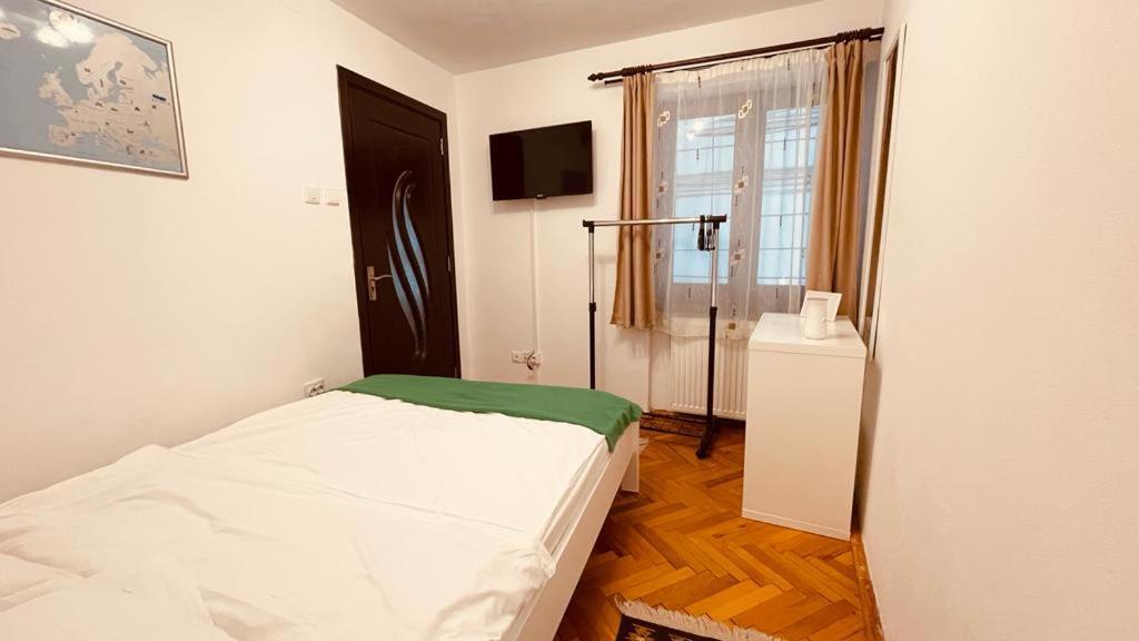 White Moon Apartment Brašov Exteriér fotografie