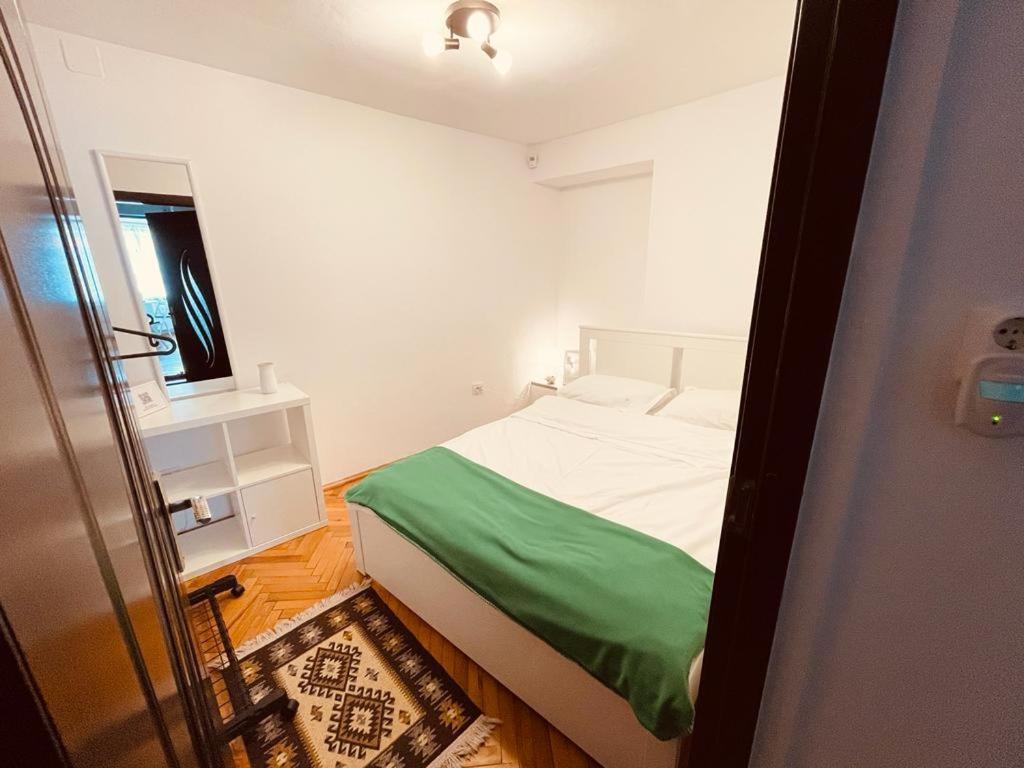 White Moon Apartment Brašov Exteriér fotografie